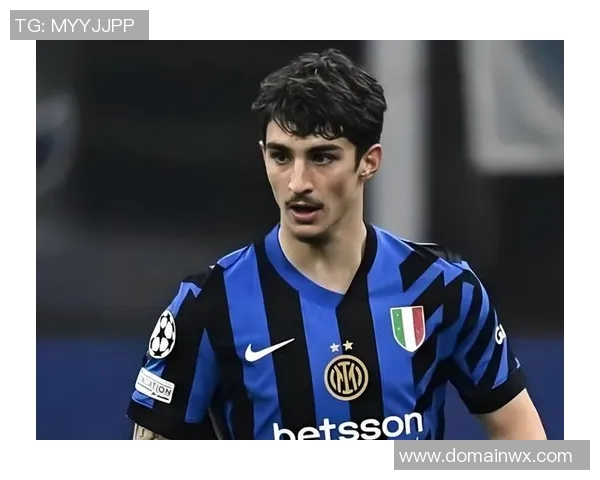 国米青训选手在U21比赛中表现出色,备受球迷瞩目和关注 国米青训选手在U21比赛中表现出色,备受球迷瞩目和关注